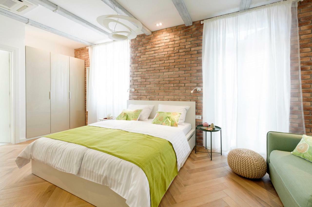 Mak Luxury Rooms สปลิท ภายนอก รูปภาพ