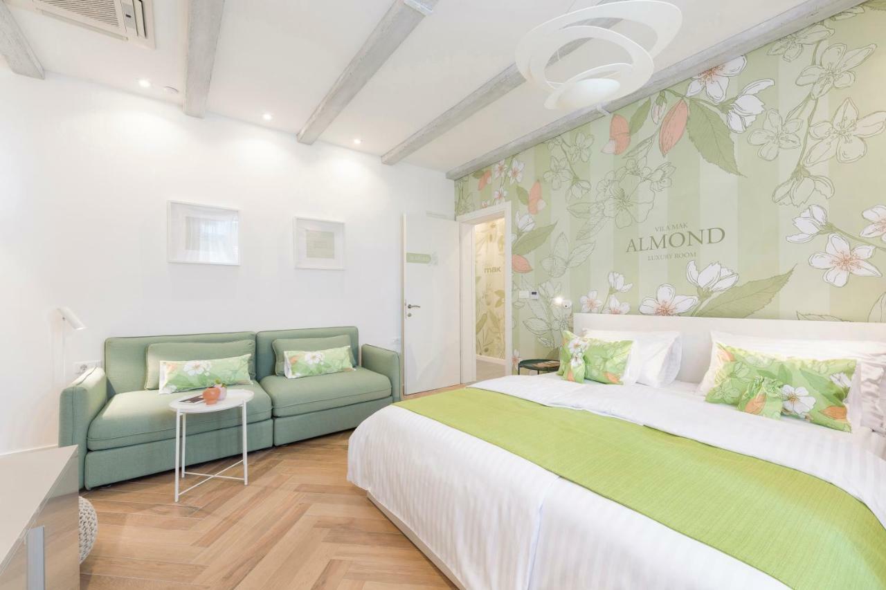 Mak Luxury Rooms สปลิท ภายนอก รูปภาพ